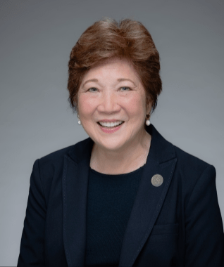 Carol Fukunaga headshot