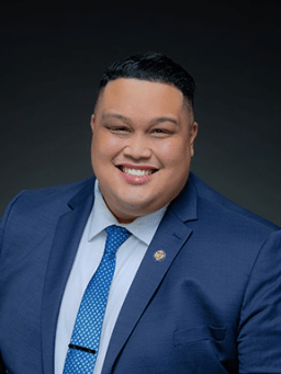 Darius Kila headshot