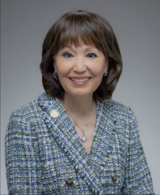 Donna Kim headshot