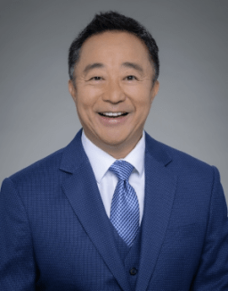 Glenn Wakai headshot